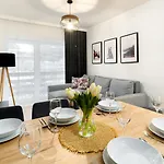 Ewa Apartment